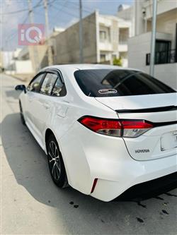 تۆیۆتا کۆرۆلا